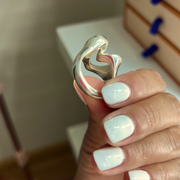 Heart statement ring - Picture 3 of 3